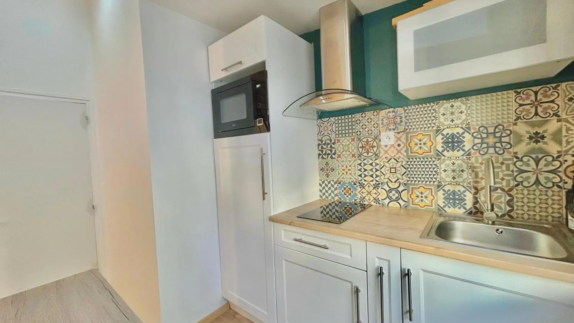 Apartman Honore - Rooftop Avec Vue - Appartement T3 Atypique Centre Ville Vieux Port Proche Opera Marseille